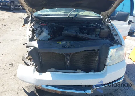 2004 Ford F-150 Lariat/Xl/Xlt z USA, uszkodzony, nr VIN 1FTPX12524NB01882